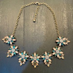 Statement necklace